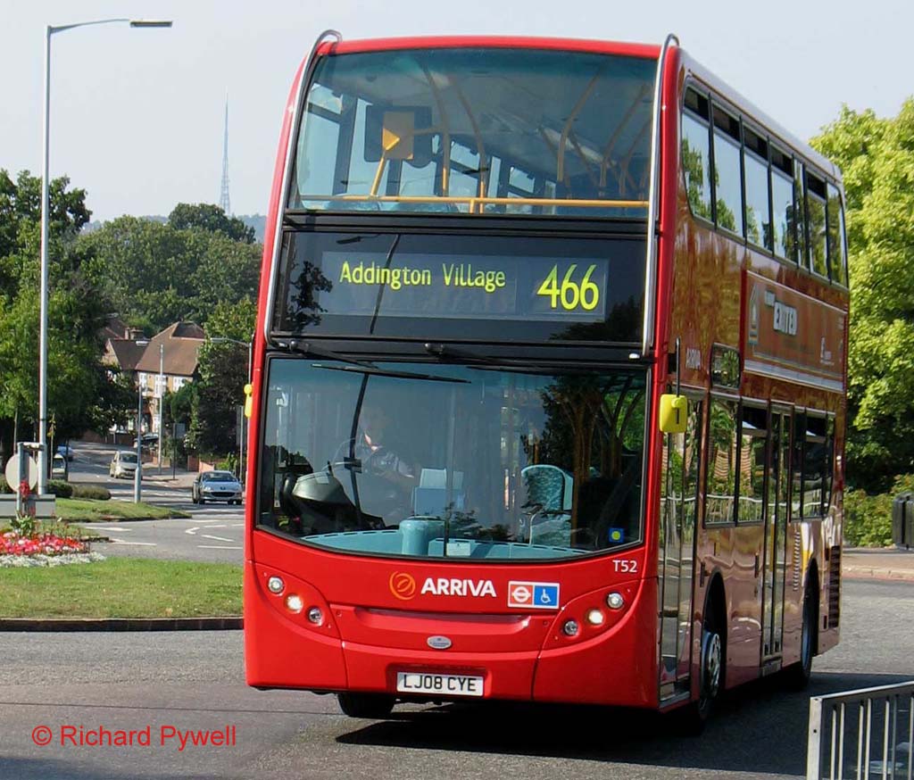 http://www.londonbusroutes.net/photos/JPEGs/466-t52.jpg